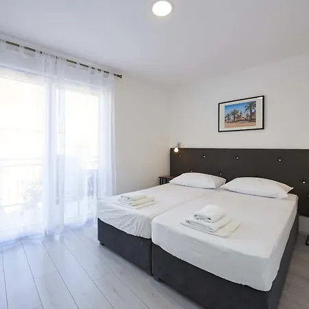 & Zaja * Трогир