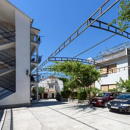 Апартаменты & Zaja