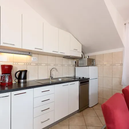 Apartament & Zaja *