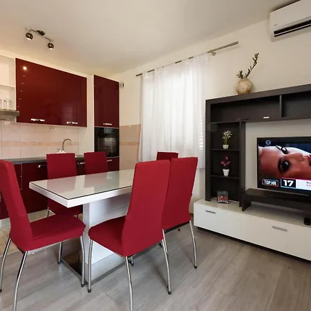 & Zaja Apartament